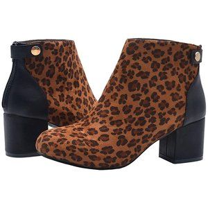 VIA ROSA LEOPARD PRINT ANKLE BOOTS